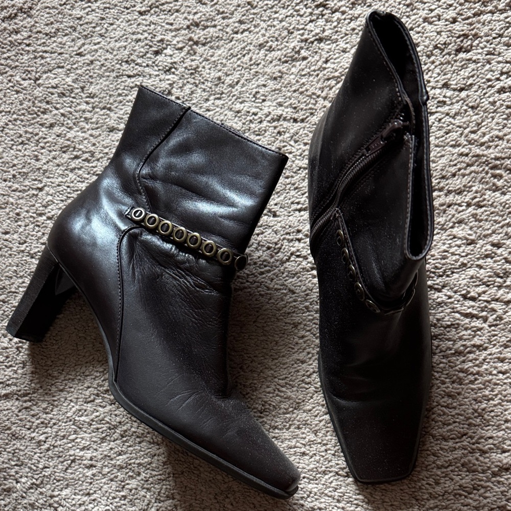Markon Carson Dark Brown Leather Ankle Boots with brass chain and square toe